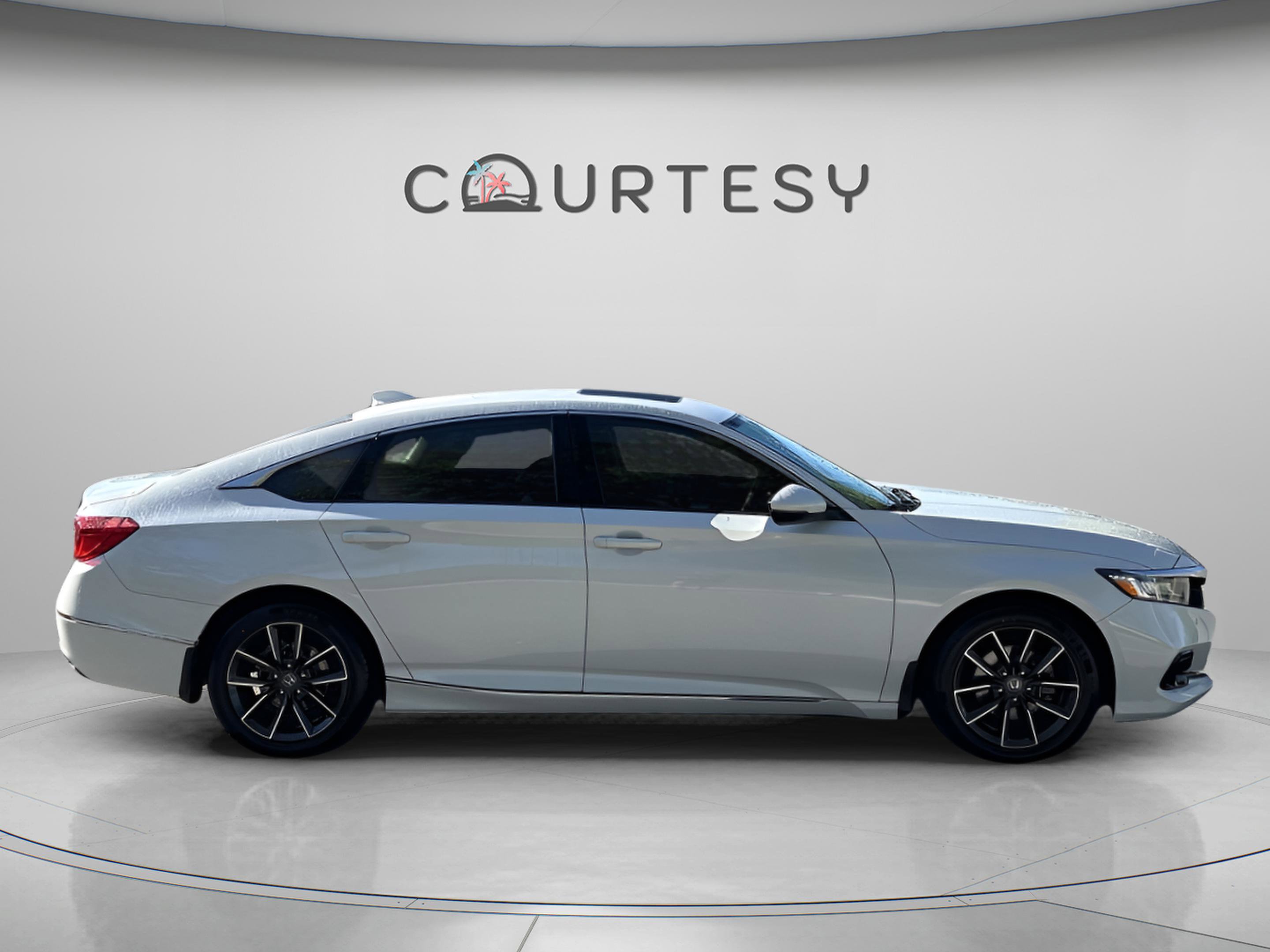 Used 2021 Honda Accord EX-L image 7