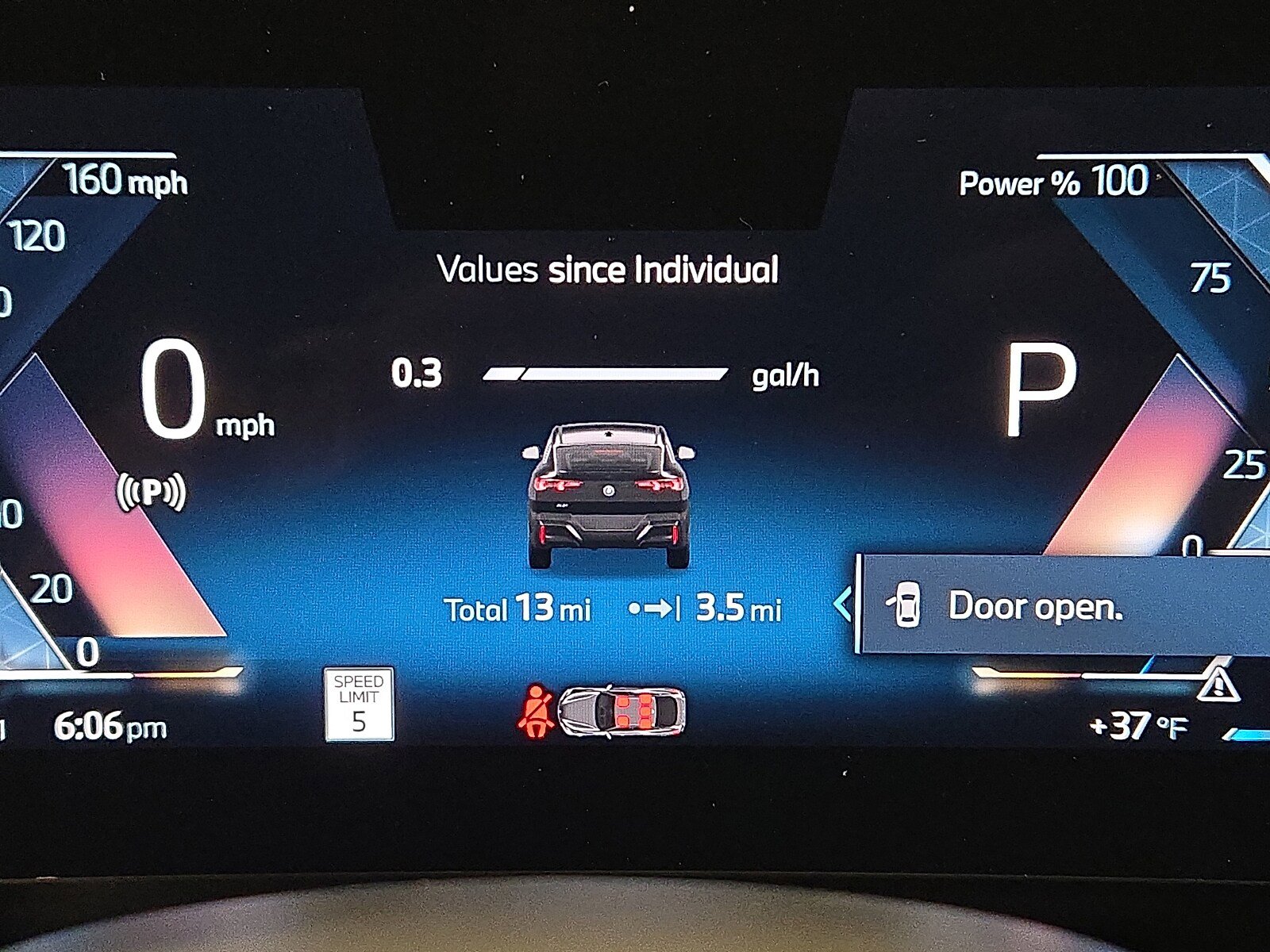 New 2026 BMW X2 xDrive28i w/ Technology Package AWD/4WD image 9