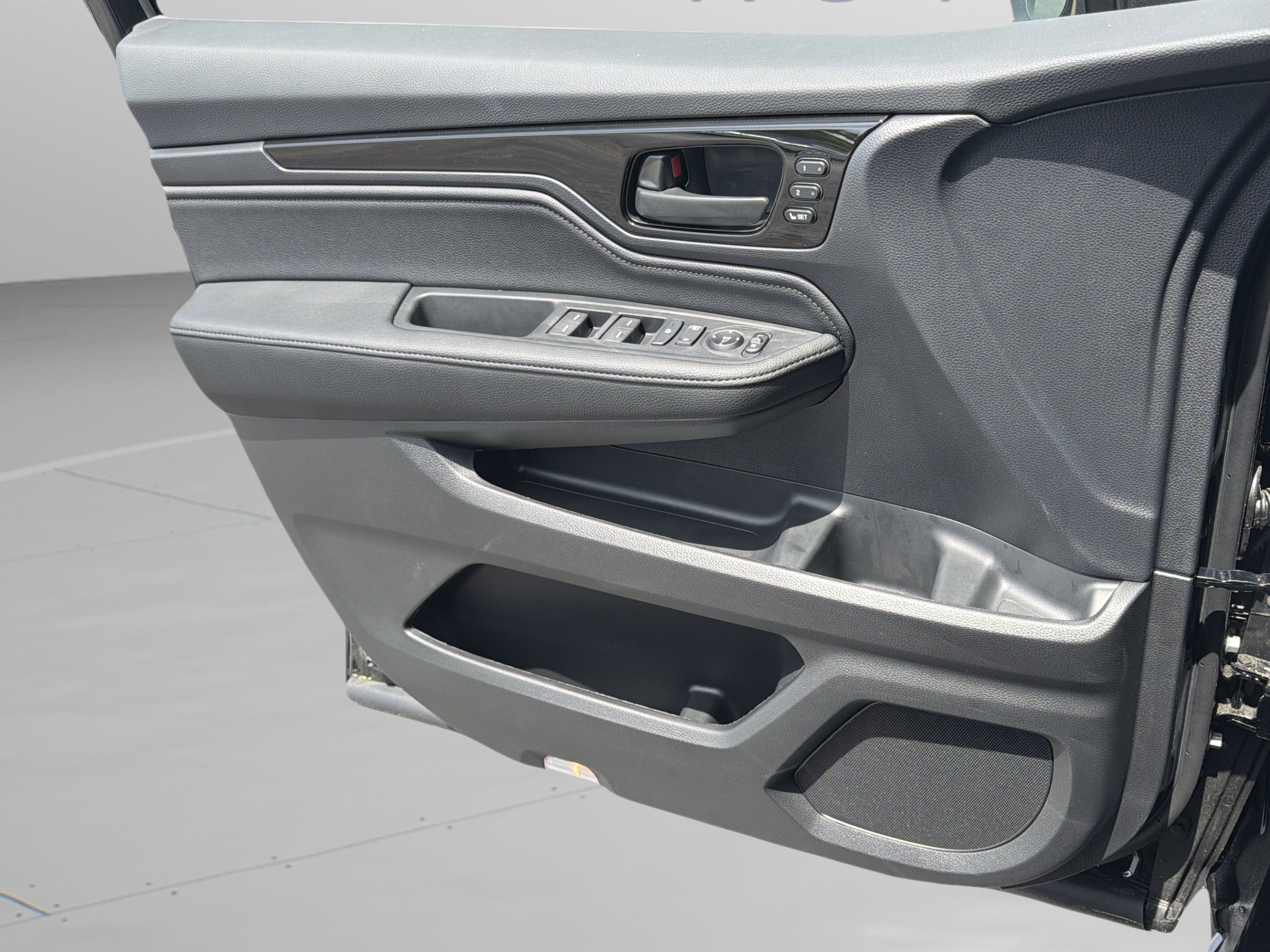 New 2026 Honda Odyssey Touring image 15