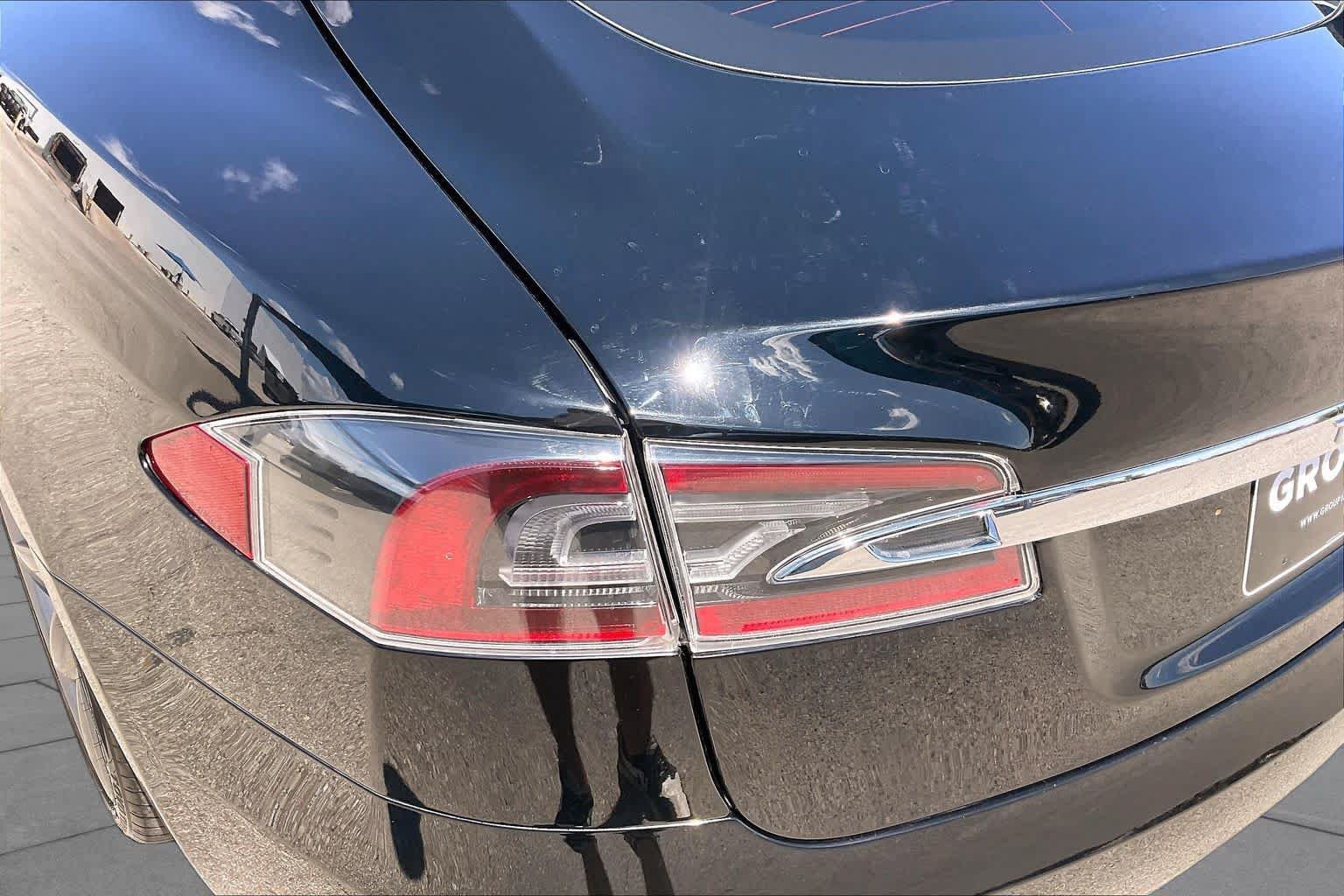 Used 2018 Tesla Model S 100D AWD/4WD image 27