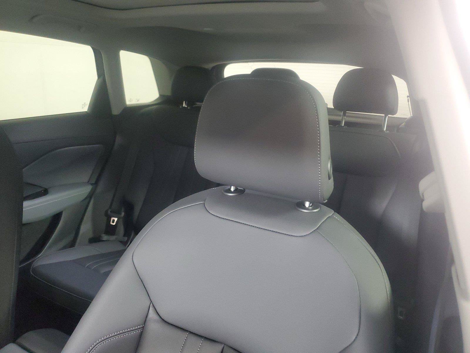 New 2026 Audi Q3 quattro 2.0T AWD/4WD image 23