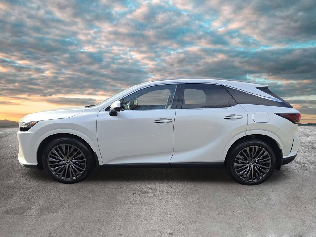 Used 2023 Lexus RX 350 w/ Accessory Package (2T) image 5