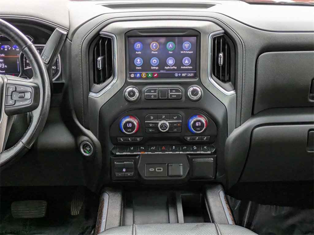 Used 2023 GMC Sierra 3500 Denali w/ Denali Ultimate Package image 17