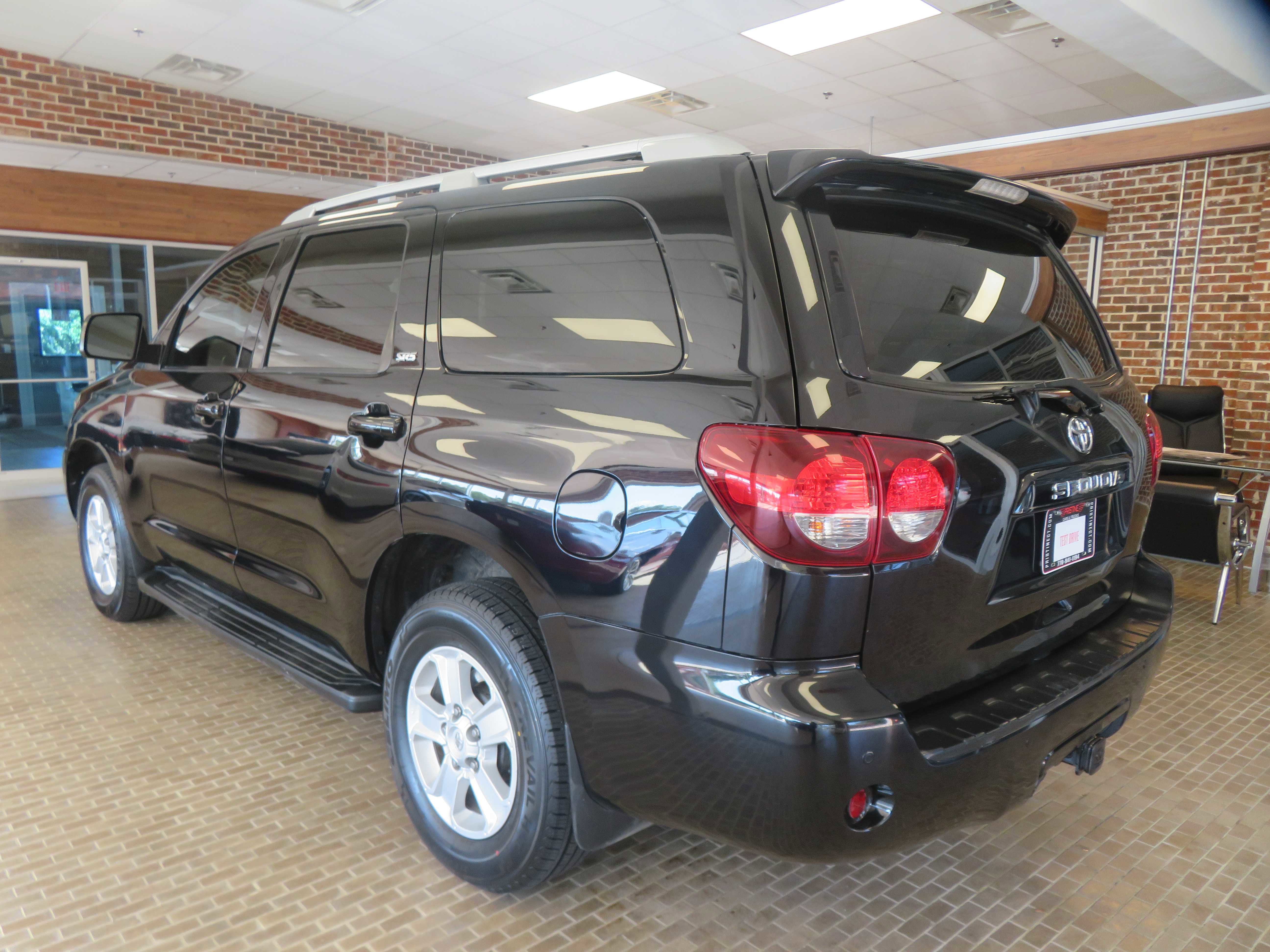 Used 2019 Toyota Sequoia SR5 AWD/4WD image 75