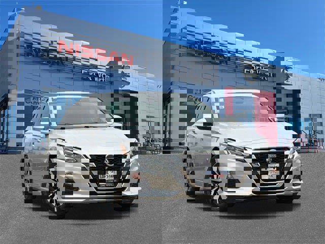 Used 2022 Nissan Altima 2.5 SV