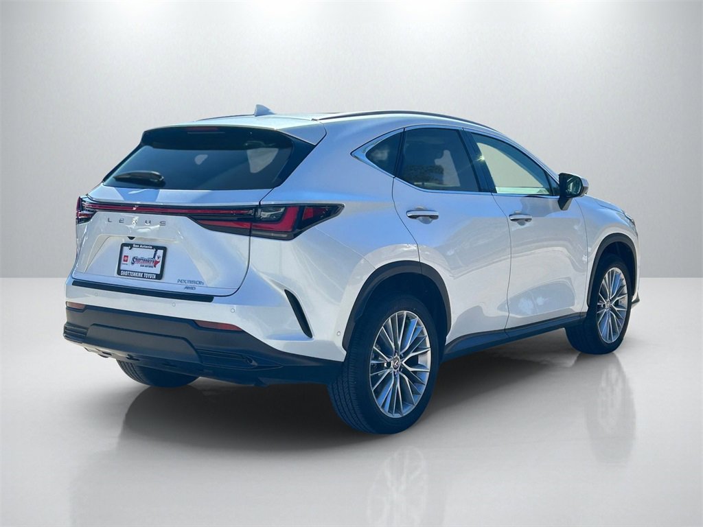 Used 2025 Lexus NX 300h AWD w/ Luxury Package image 5