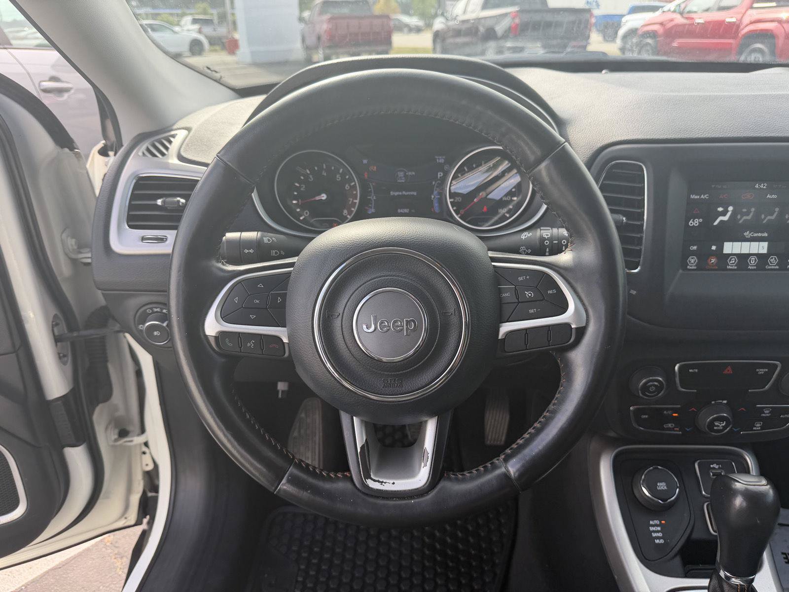 Used 2020 Jeep Compass Latitude w/ Popular Equipment Group AWD/4WD image 17