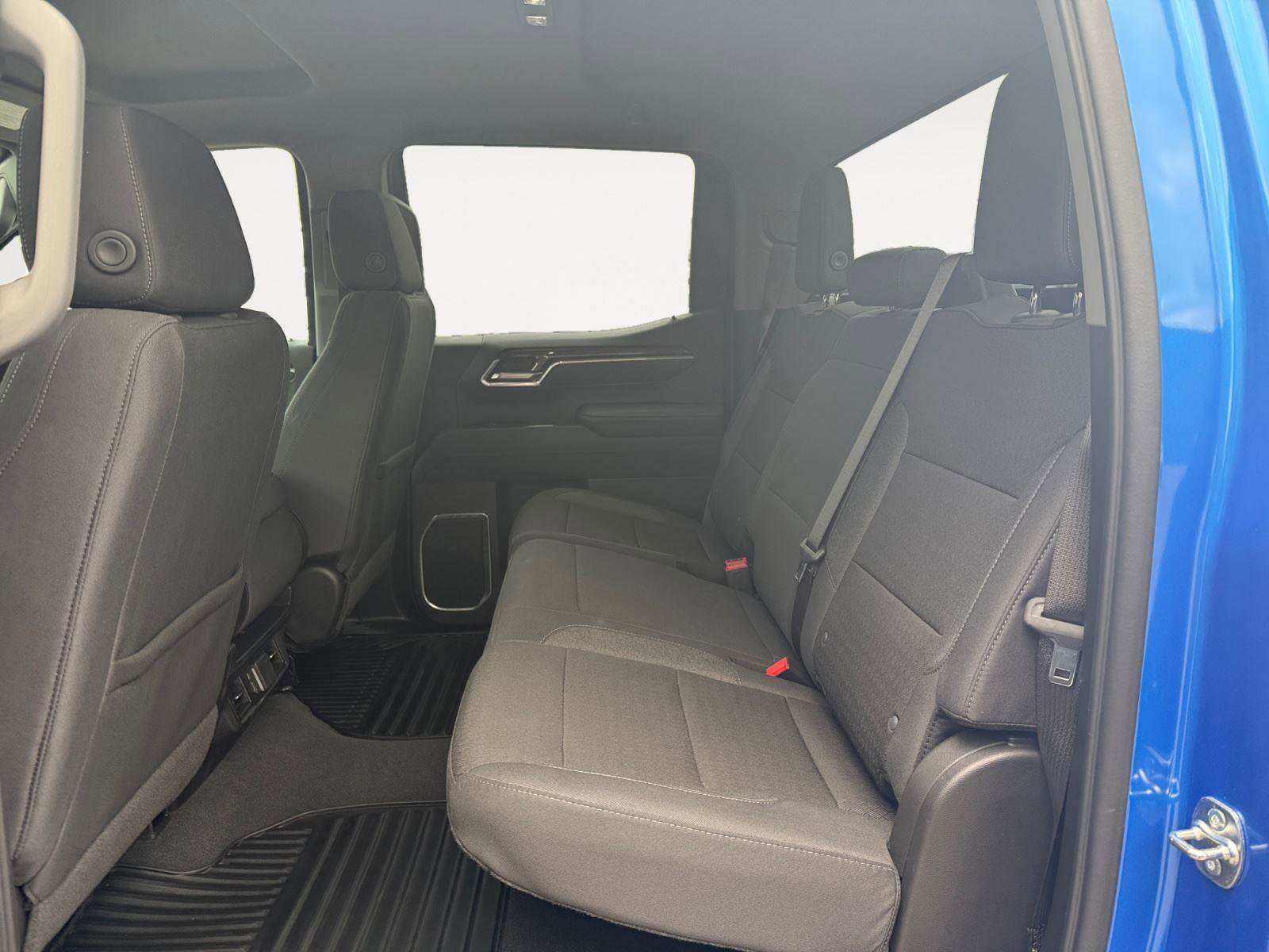 Used 2026 Chevrolet Silverado 1500 LT AWD/4WD image 20