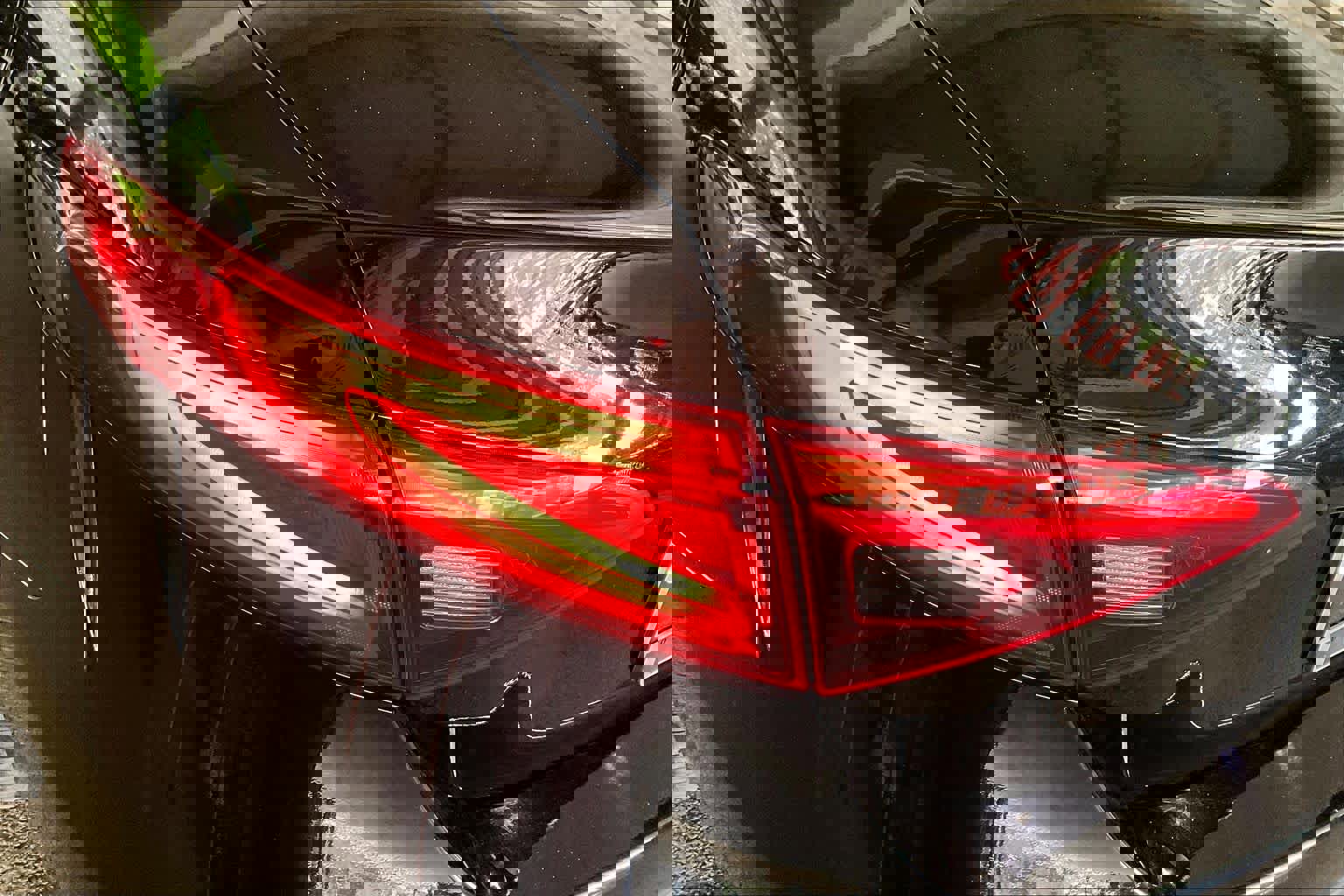 Used 2018 Alfa Romeo Giulia Ti Sport w/ Quick Order Package 22U Sport RWD image 28