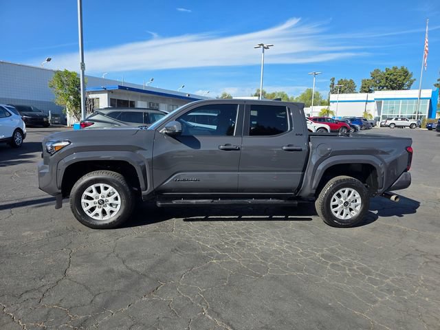 Used 2025 Toyota Tacoma SR5 RWD image 4