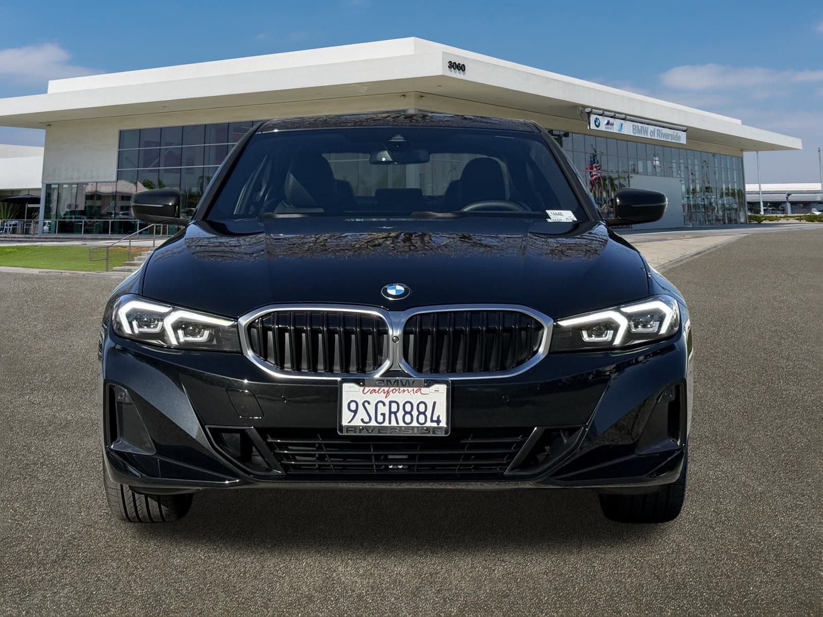 Used 2025 BMW 330i 330i w/ Convenience Package image 3