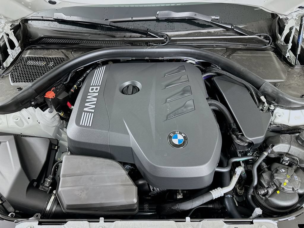 Used 2026 BMW 330i xDrive Sedan w/ Convenience Package AWD/4WD image 36