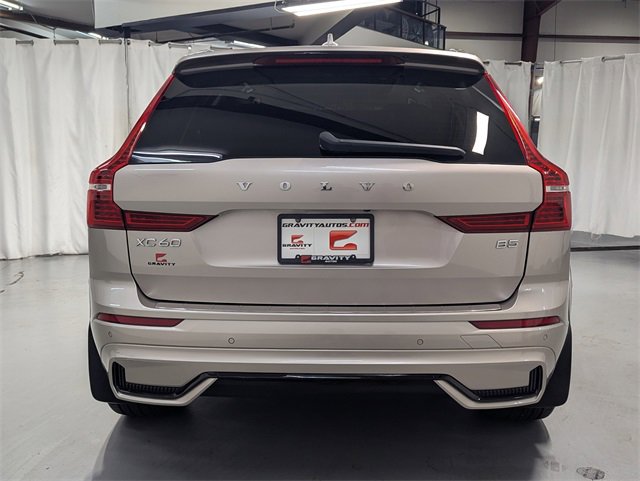 Used 2023 Volvo XC60 B5 Ultimate w/ Climate Package image 25
