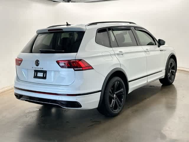 Used 2023 Volkswagen Tiguan SE R-Line AWD/4WD image 23