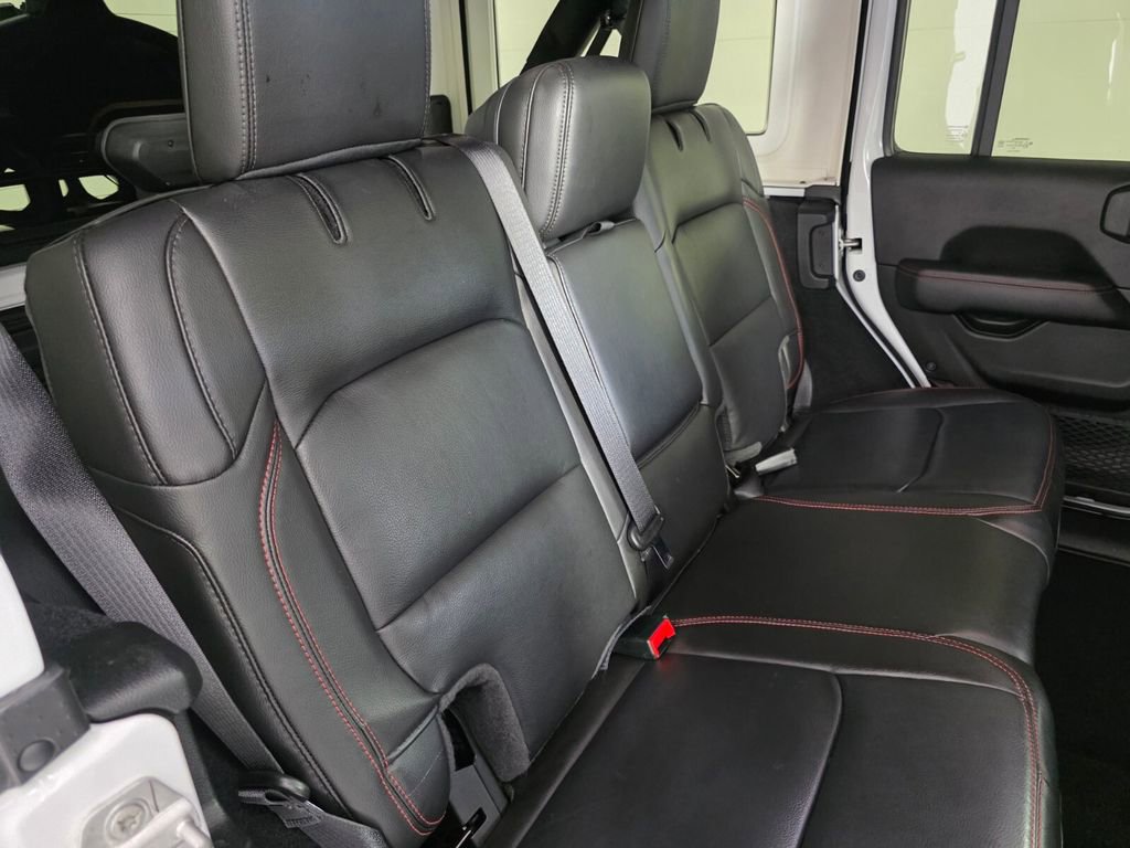 Used 2023 Jeep Wrangler Unlimited Rubicon w/ LED Lighting Group image 28
