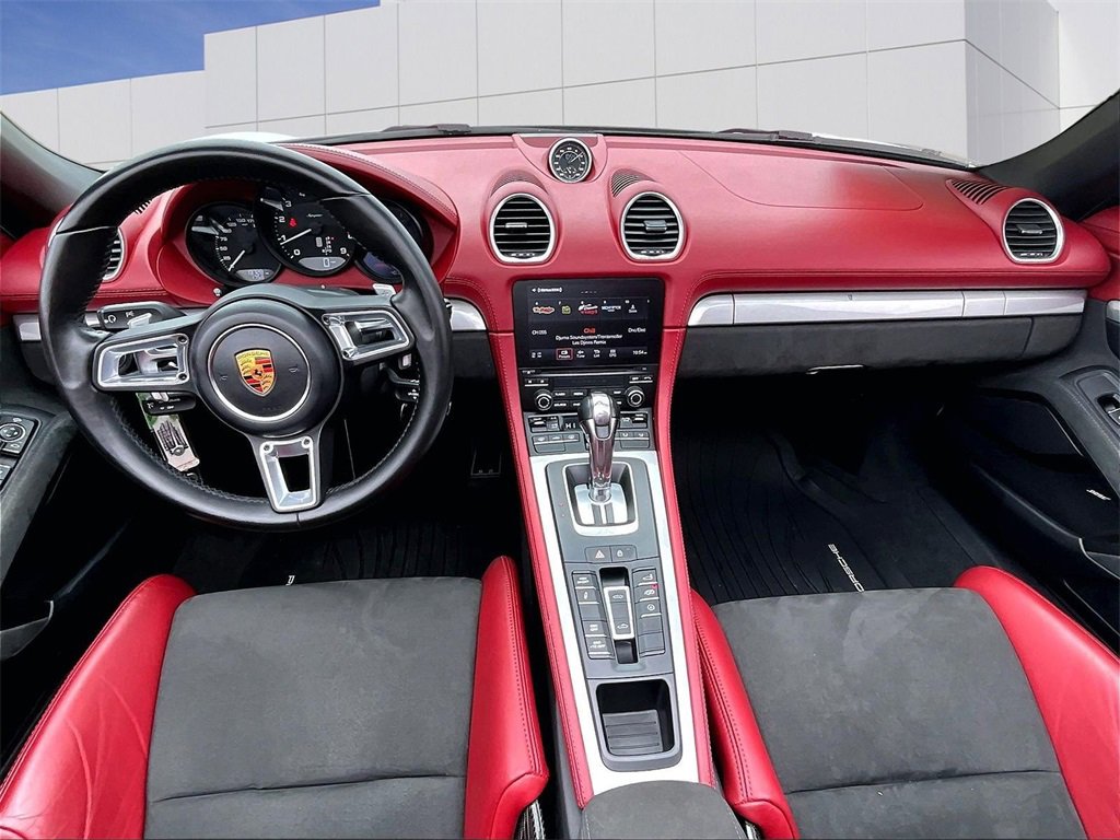 Used 2021 Porsche 718 Boxster Spyder image 14