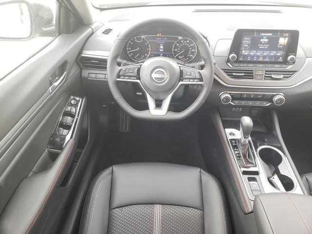 New 2025 Nissan Altima 2.5 SR image 16