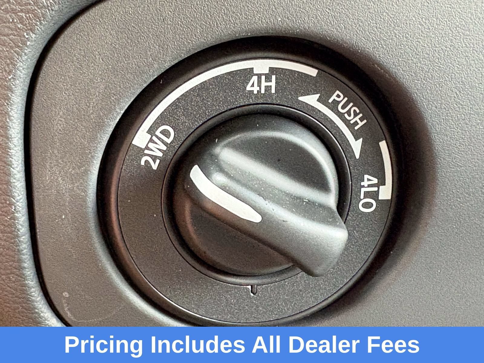 Used 2025 Nissan Frontier SV AWD/4WD image 19