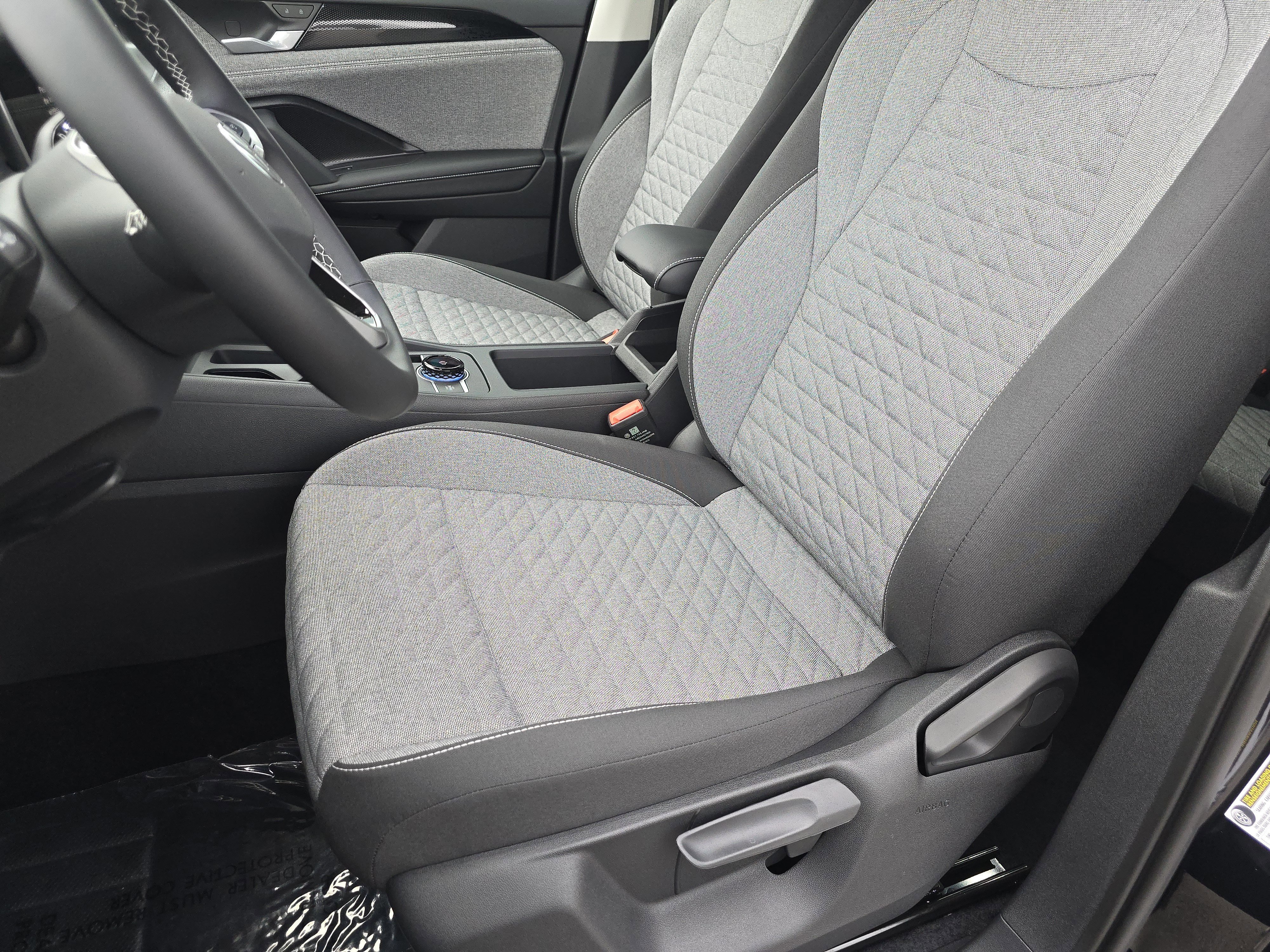 New 2025 Volkswagen Tiguan S image 21