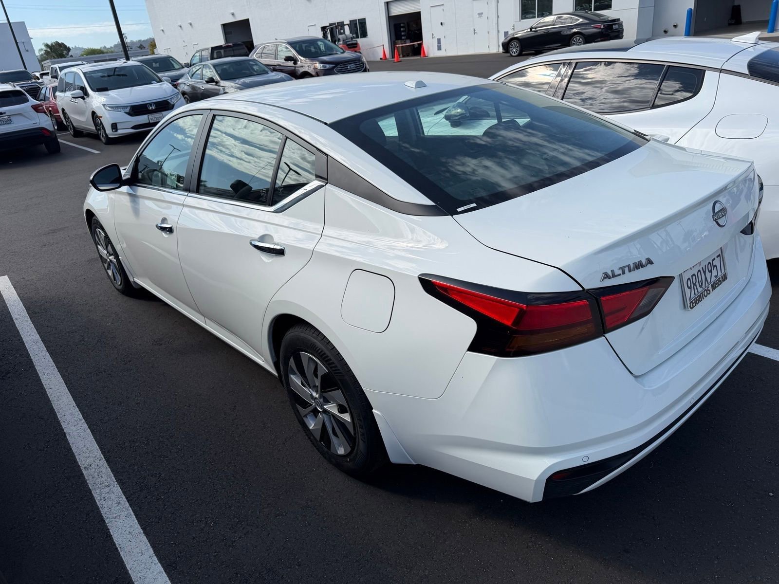 Used 2025 Nissan Altima 2.5 S image 7