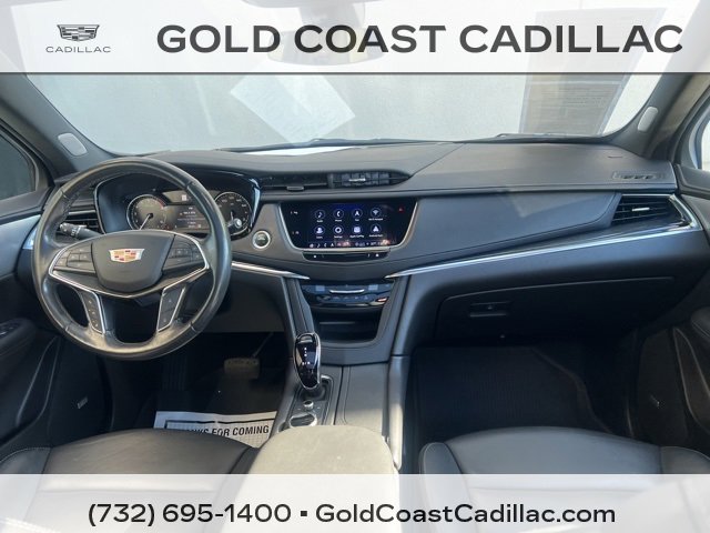 Certified 2022 Cadillac XT5 Premium Luxury w/ LPO, Floor Liner Package image 9