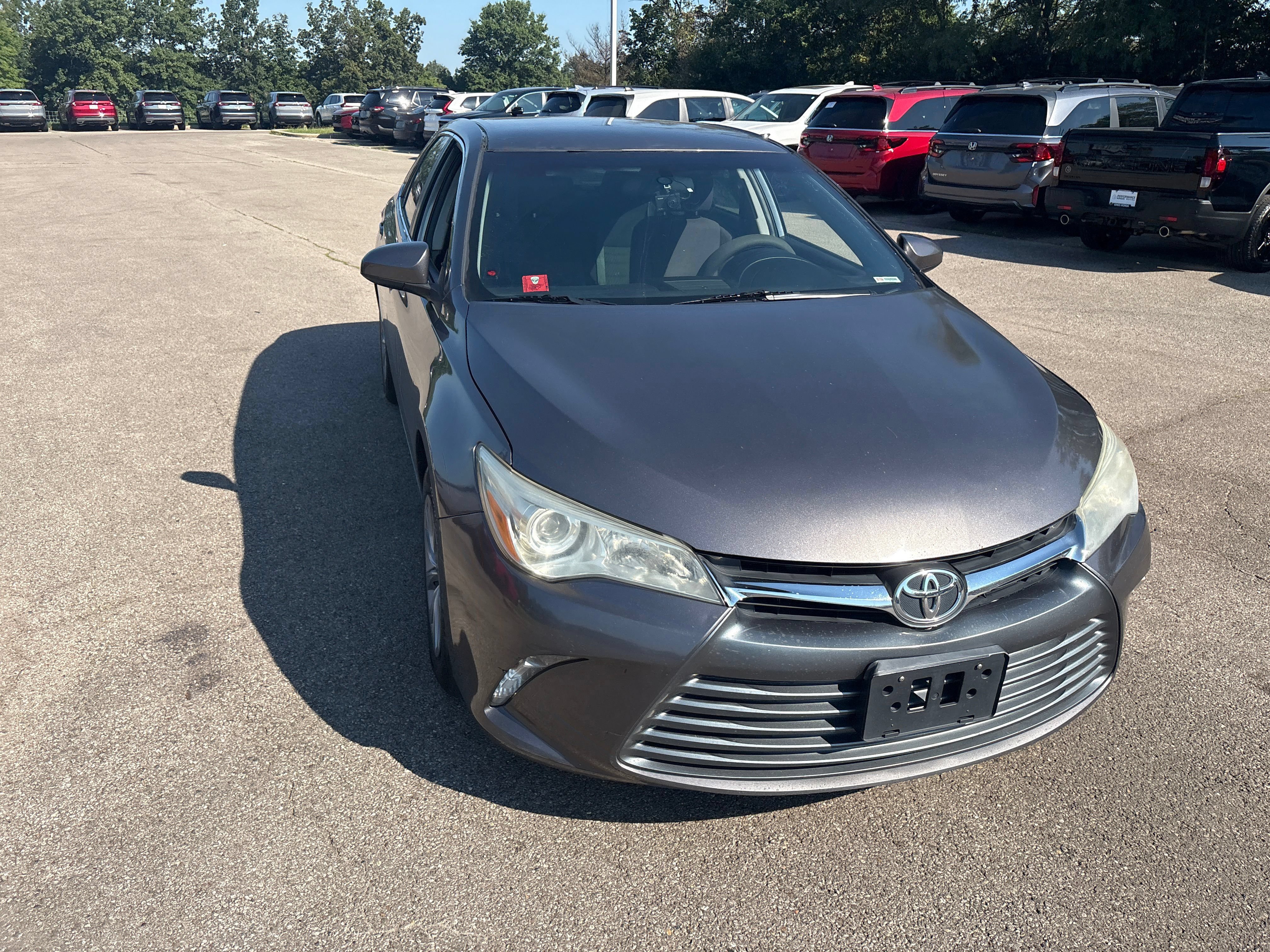 Used 2015 Toyota Camry LE FWD image 14