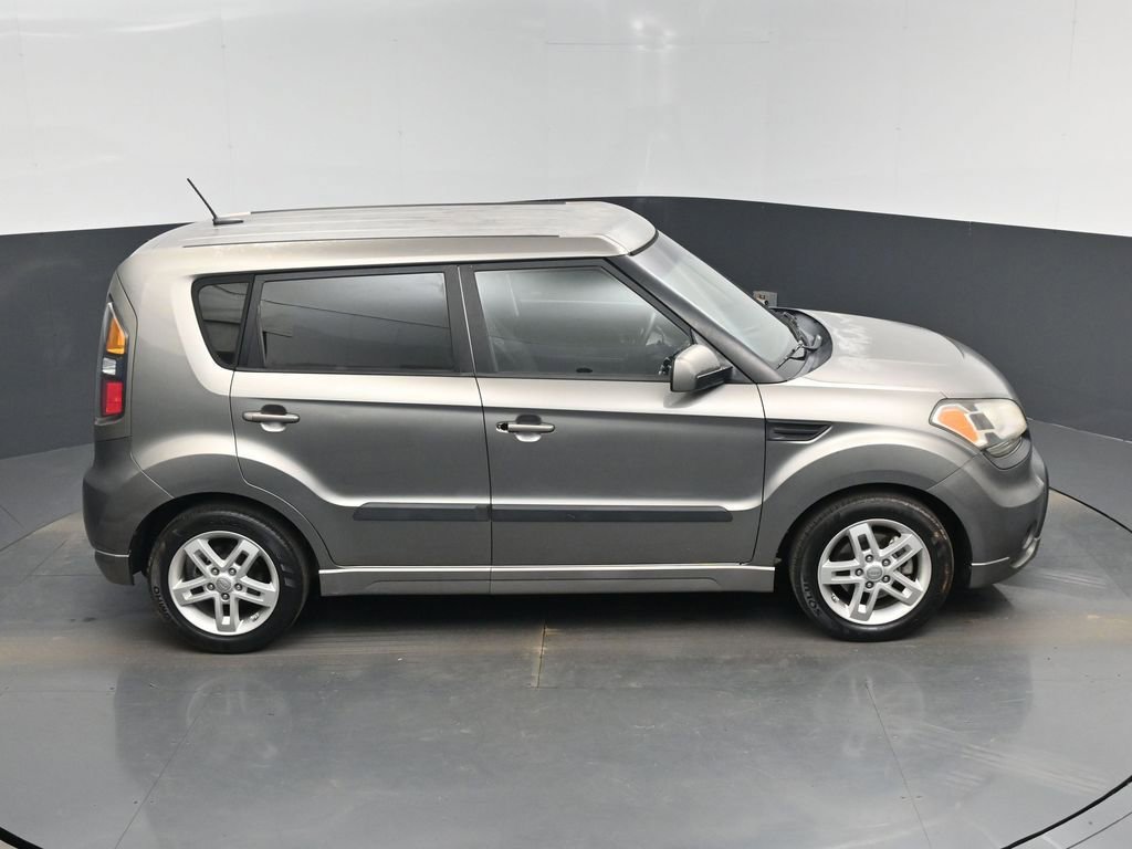 Used 2011 Kia Soul + image 13