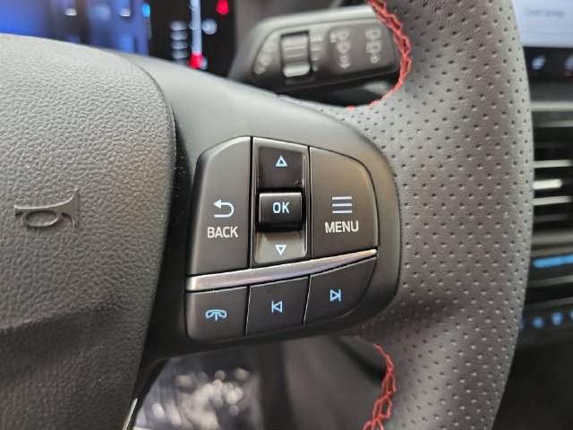 Used 2023 Ford Escape ST-Line w/ Tech Pack #1 AWD/4WD image 25