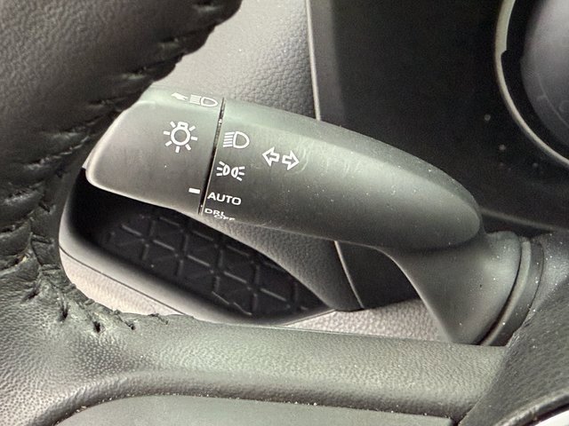 Used 2024 Toyota RAV4 SE image 14