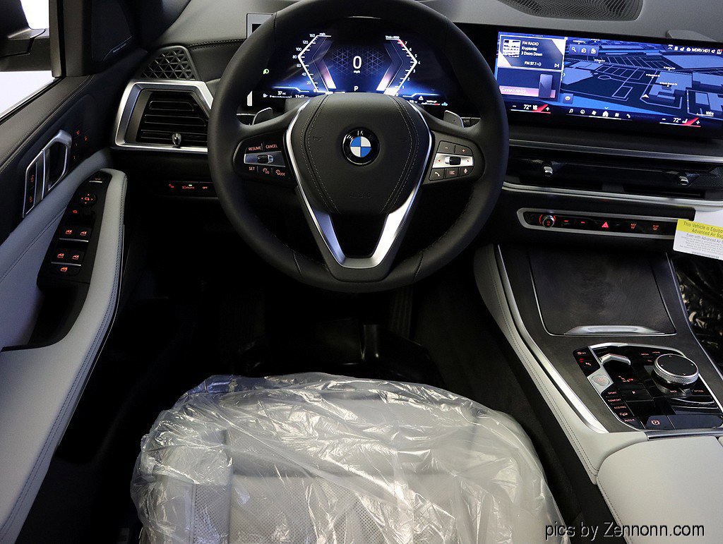 Used 2026 BMW X5 xDrive40i w/ Climate Comfort Package AWD/4WD image 4