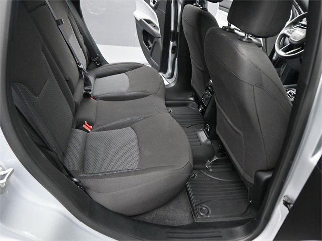 Used 2025 Jeep Compass Sport image 14