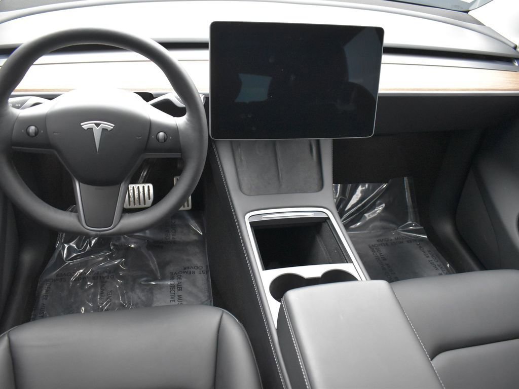 Used 2024 Tesla Model Y Performance AWD/4WD image 14