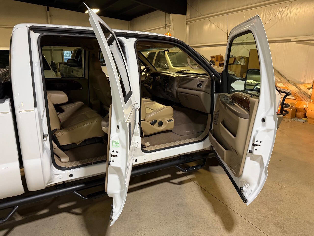 Used 2002 Ford F350 Lariat image 21