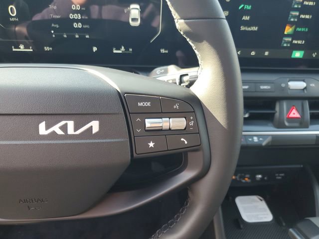 New 2025 Kia K4 EX image 17