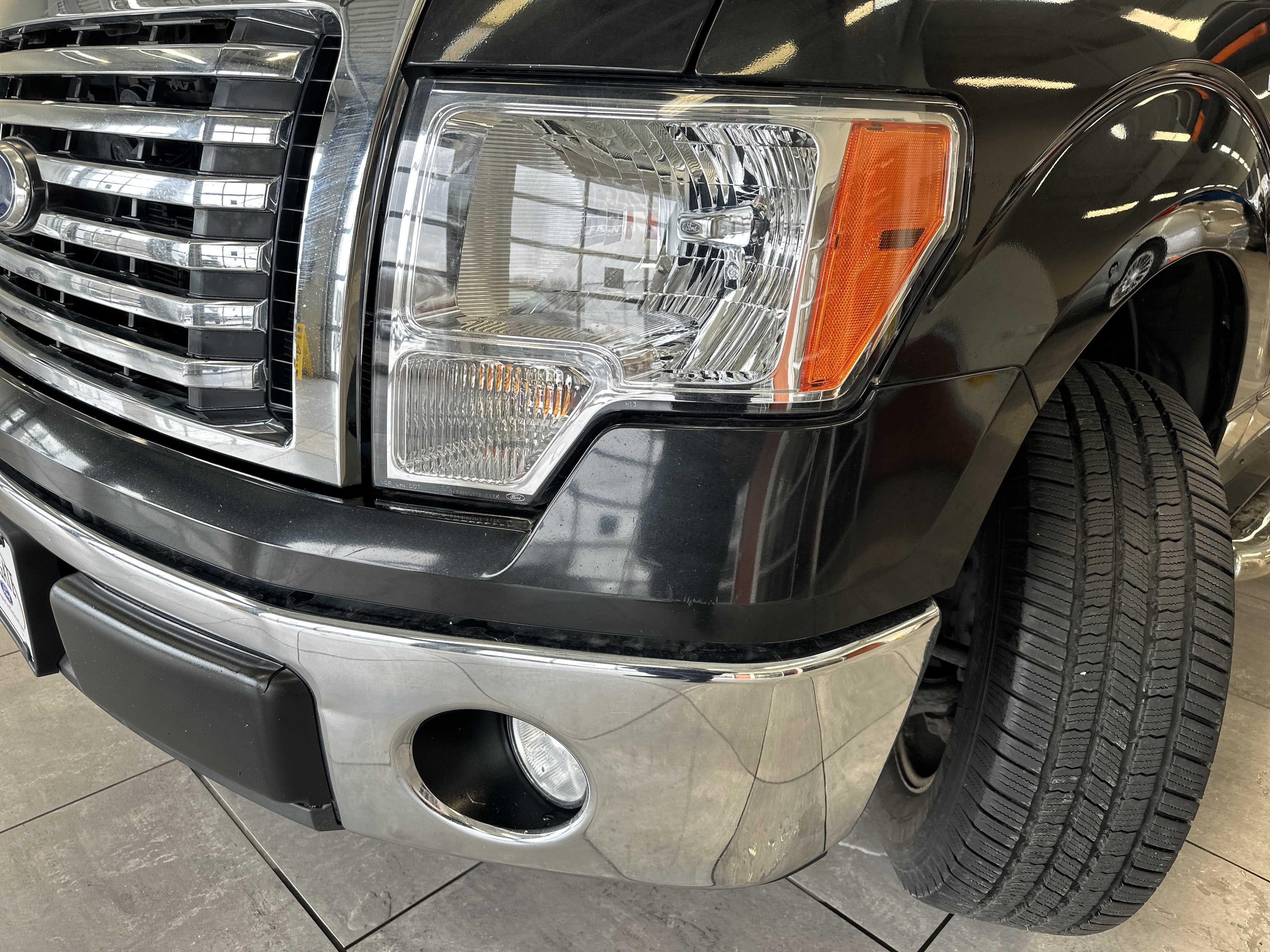 Used 2011 Ford F150 XLT w/ XLT Chrome Pkg image 19