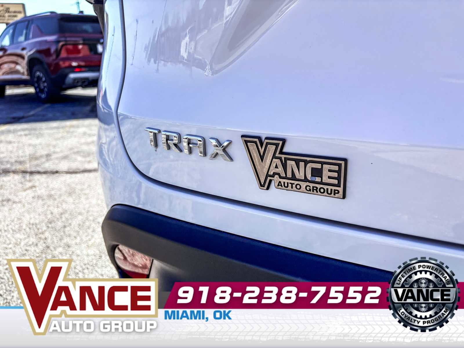 Used 2025 Chevrolet Trax LT w/ LT Convenience Package image 10