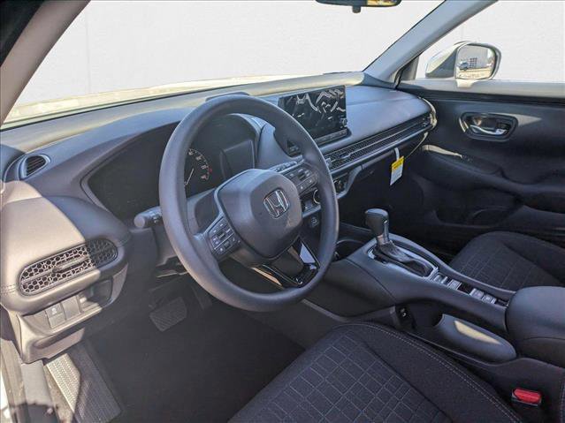 New 2025 Honda HR-V LX image 3
