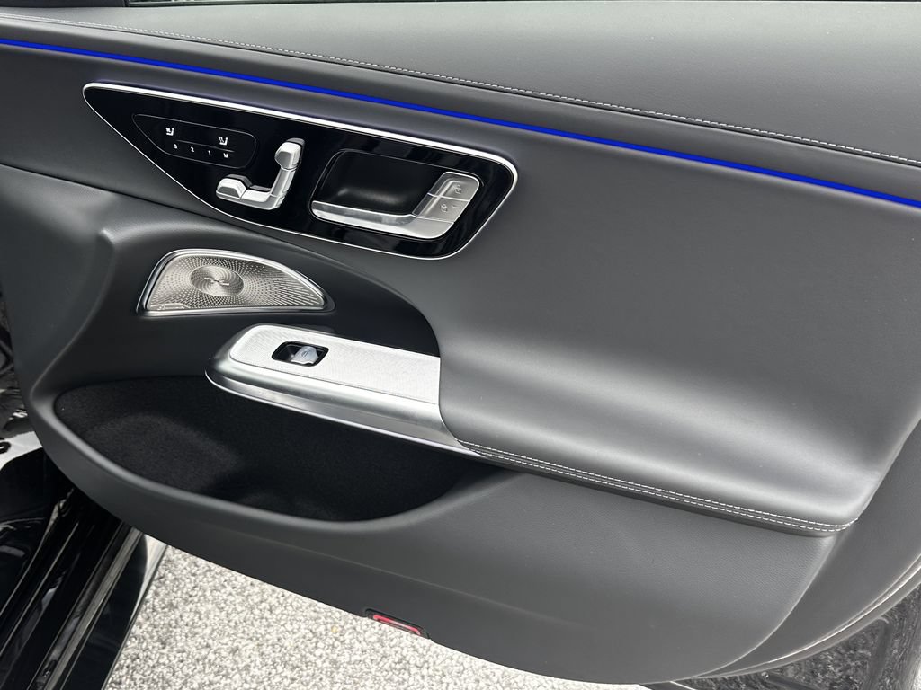 New 2026 Mercedes-Benz E 53 AMG e 4MATIC Wagon image 16