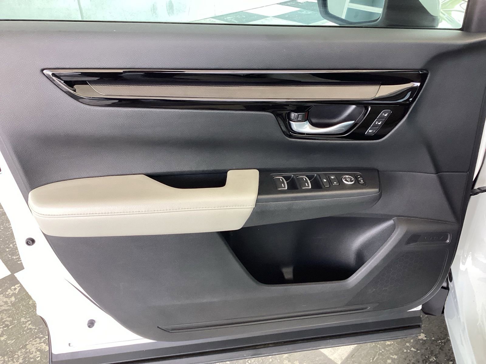 Used 2024 Honda CR-V EX-L image 23