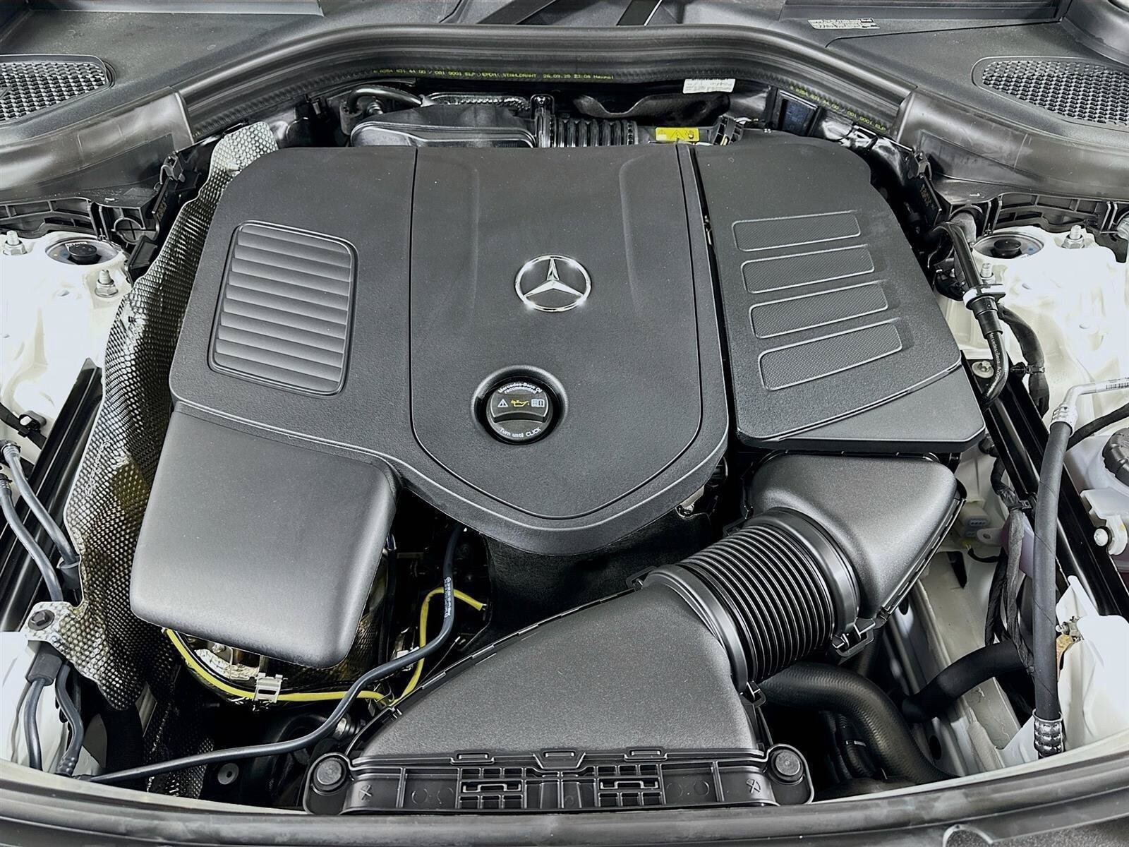 Used 2026 Mercedes-Benz GLC 300 4MATIC image 48