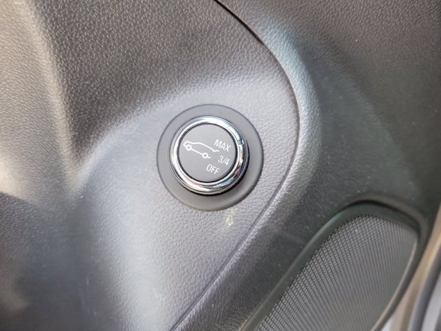 Used 2023 Buick Encore GX Select w/ Sport Touring Package FWD image 20