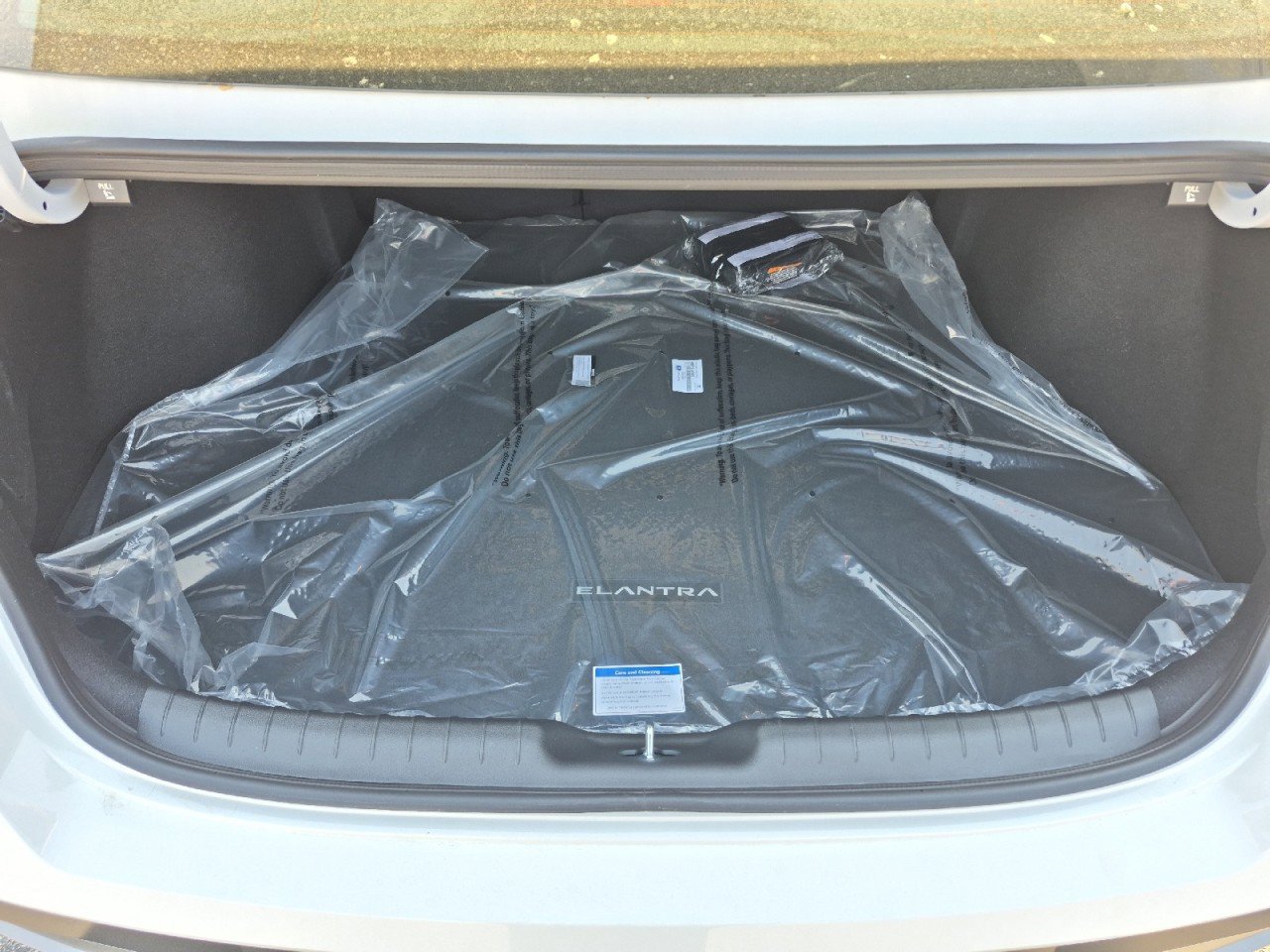 New 2026 Hyundai Elantra SEL Sport Premium image 9