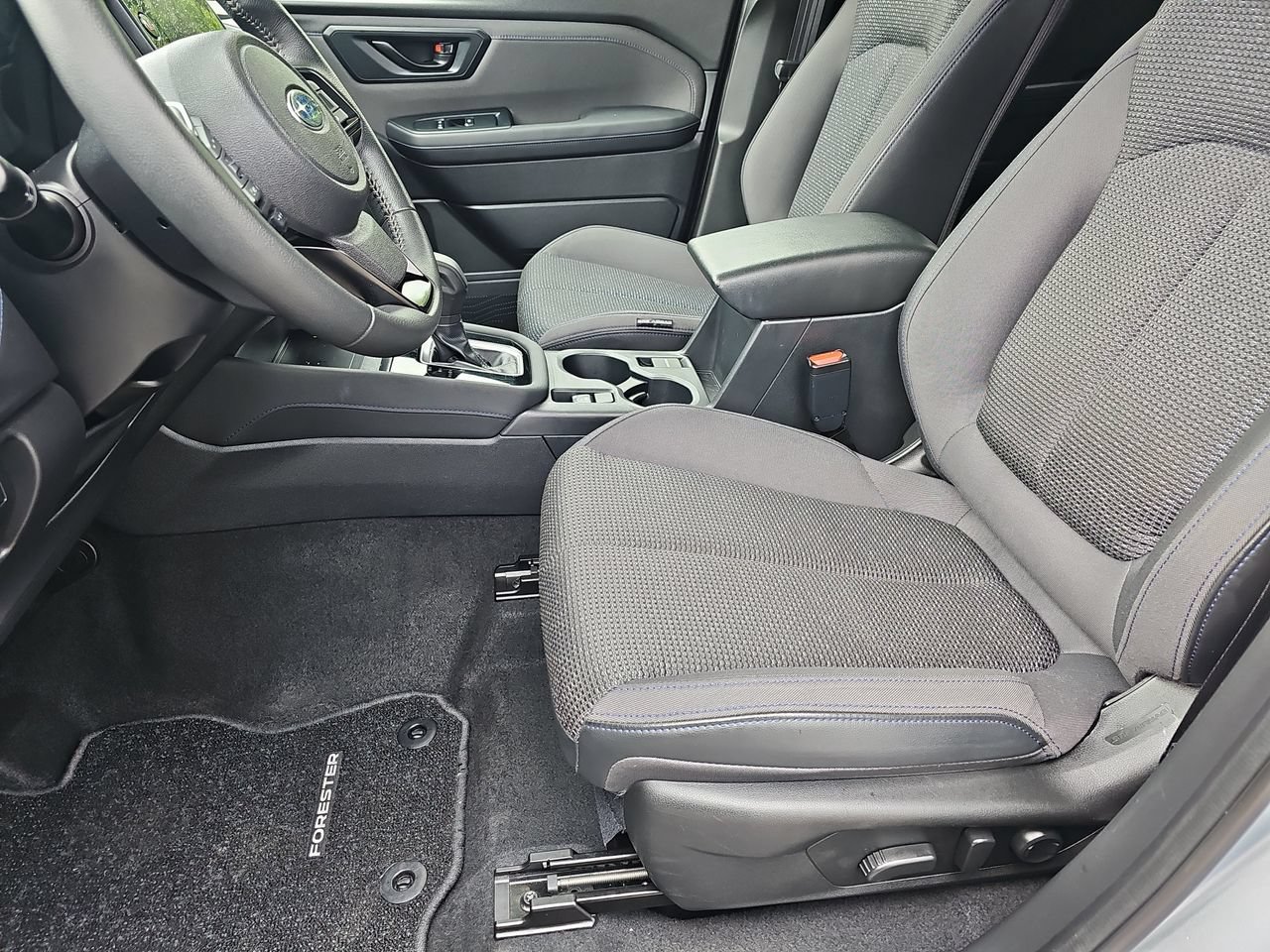 Certified 2025 Subaru Forester Premium AWD/4WD image 19