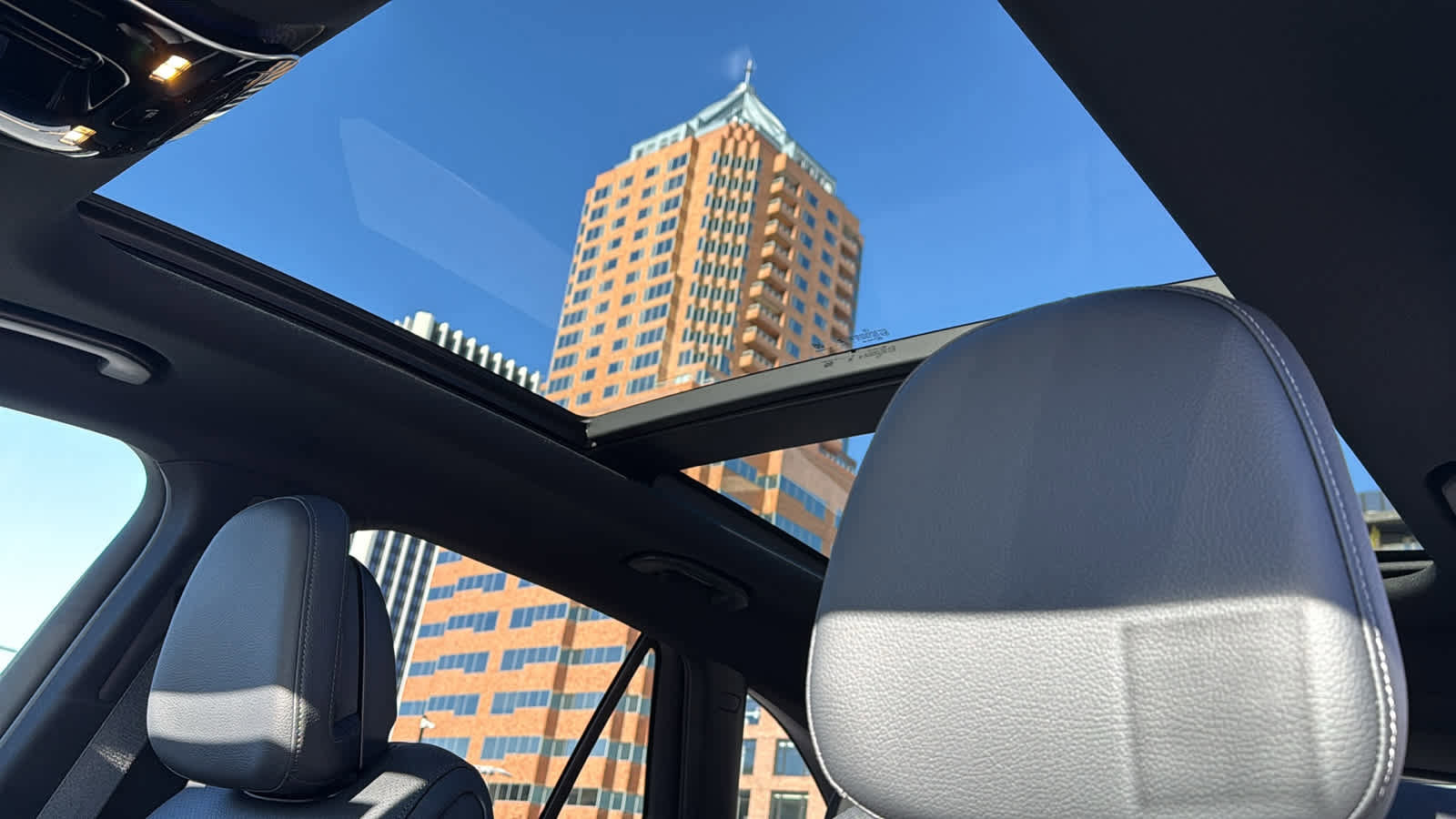 New 2026 Mercedes-Benz GLC 300 4MATIC image 26