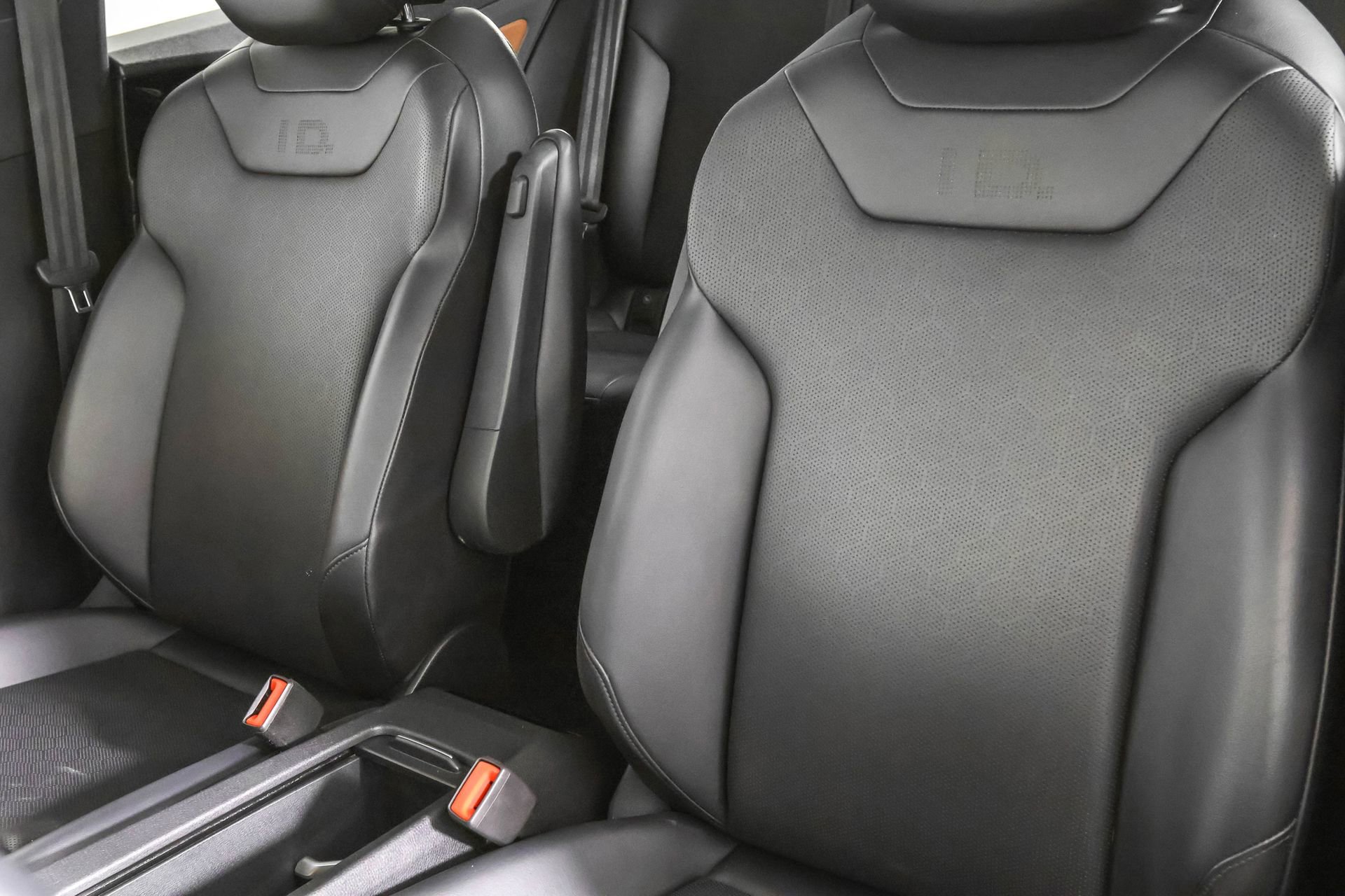 Used 2021 Volkswagen ID.4 Pro S image 26