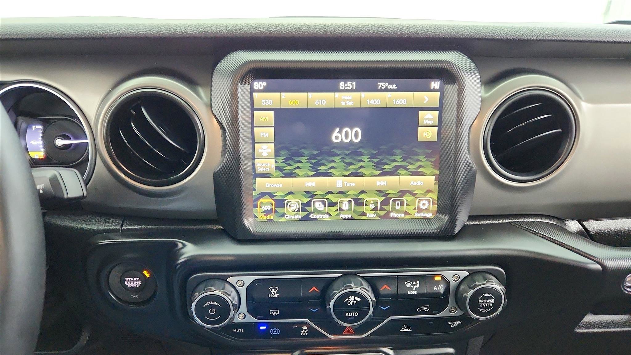 Used 2023 Jeep Wrangler Unlimited w/ 8.4" Radio Group AWD/4WD image 30