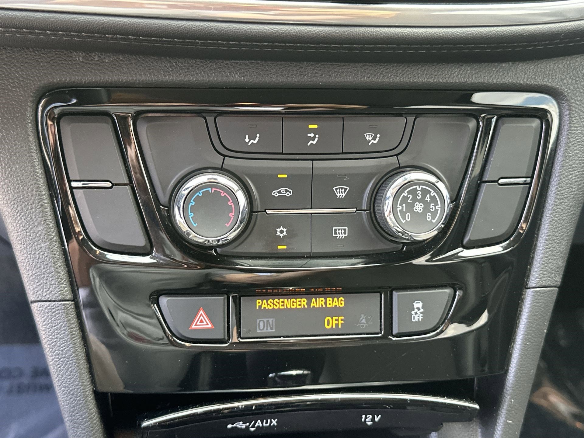 Used 2019 Buick Encore Preferred w/ Safety Package FWD image 16