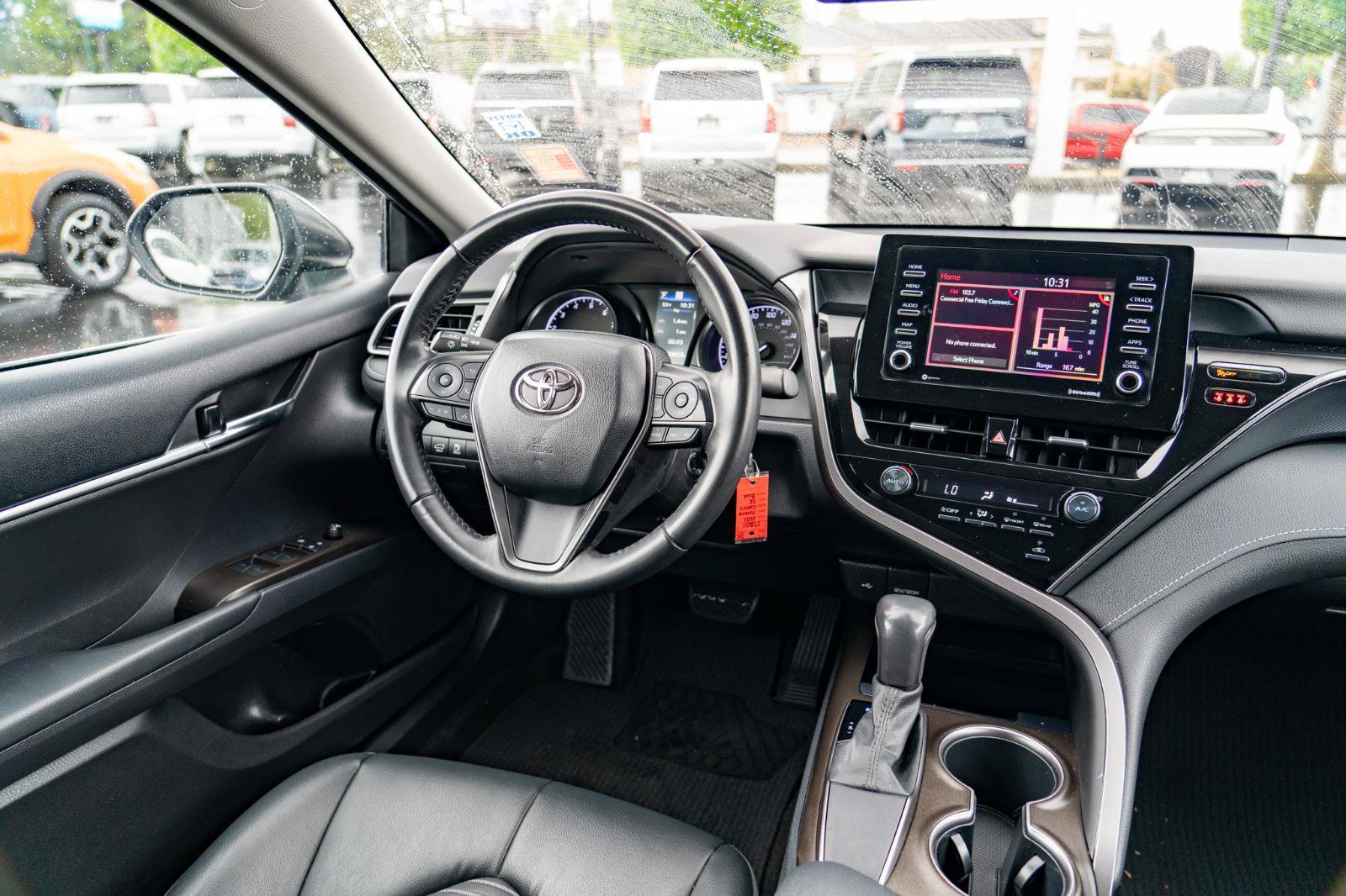 Used 2021 Toyota Camry SE FWD image 28