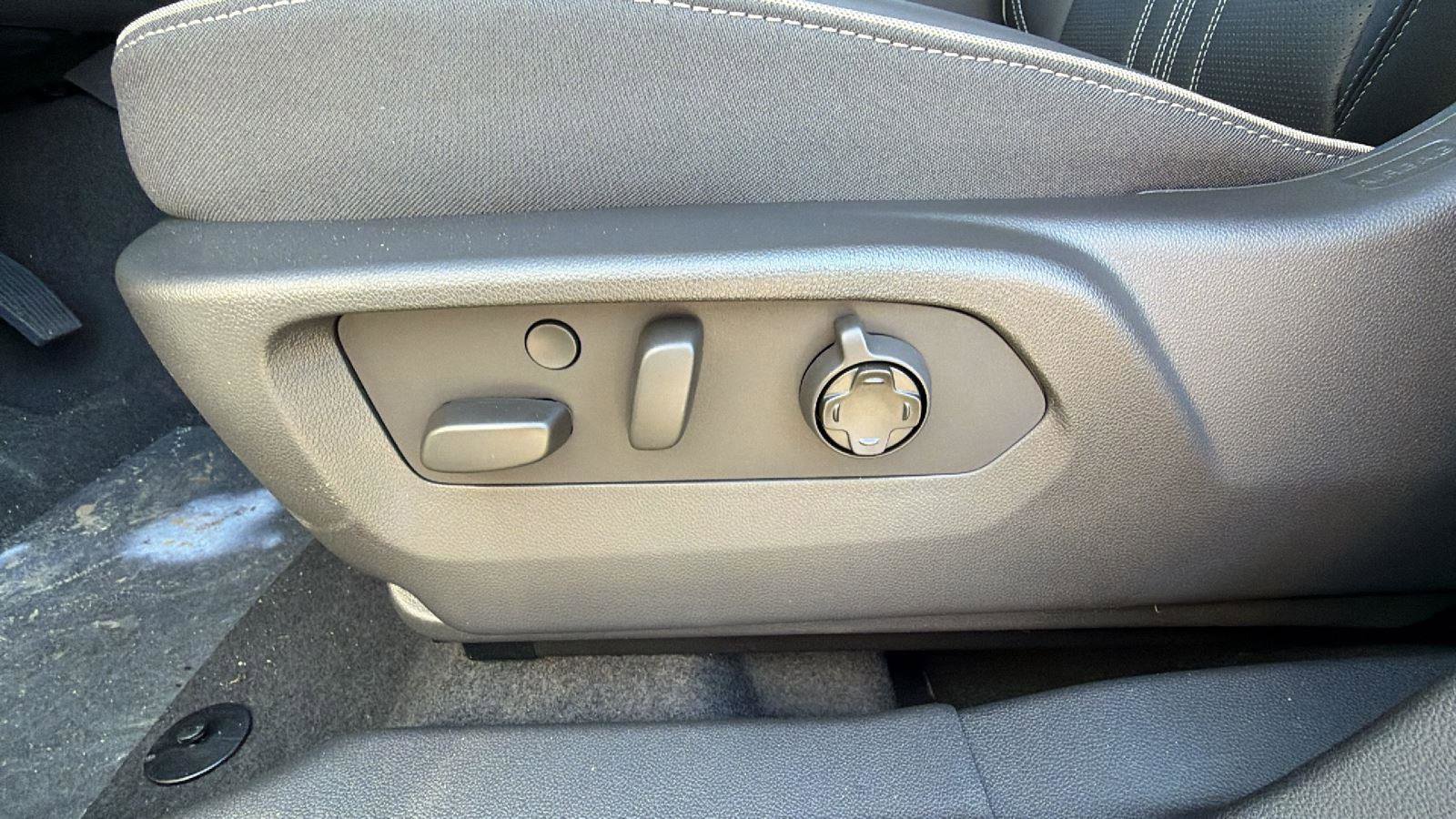 New 2026 Buick Envision Avenir image 23