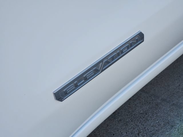 Used 2025 GMC Sierra 1500 Elevation RWD image 9